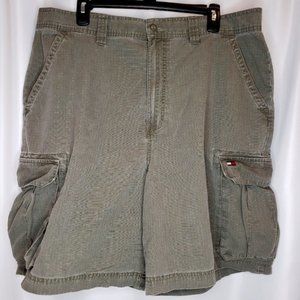 Tommy Hilfiger Cargo Shorts - 36" Waist